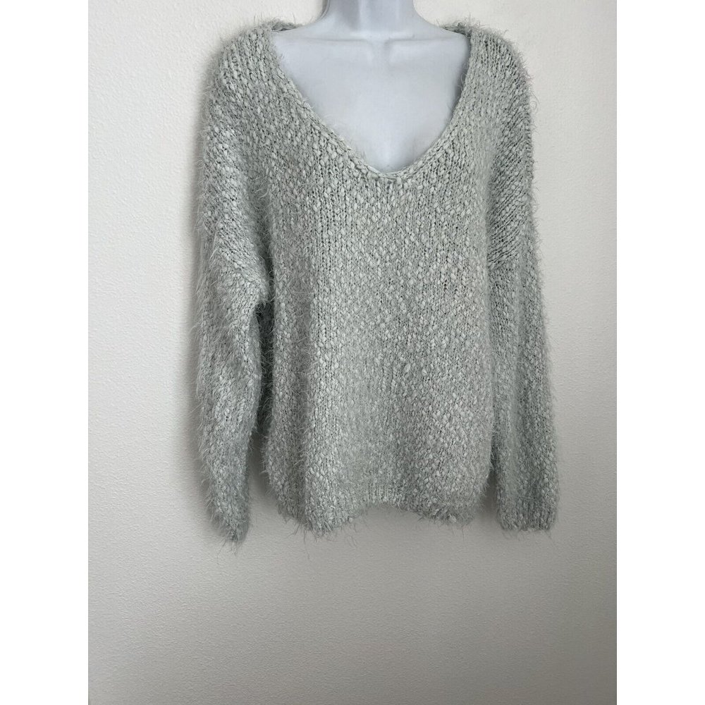 Miracle Women Blue Eyelash Pullover Sweater M/L Cozy V neck Long Sleeve Oversize